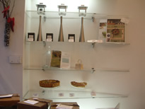 �p�e�B�X���[�E�T�_�n���E�A�I�L