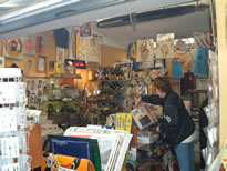 �N���j�����N�[���a�̎s